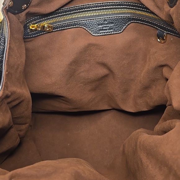 Louis vuitton black Mahina tote - Picture 8 of 9